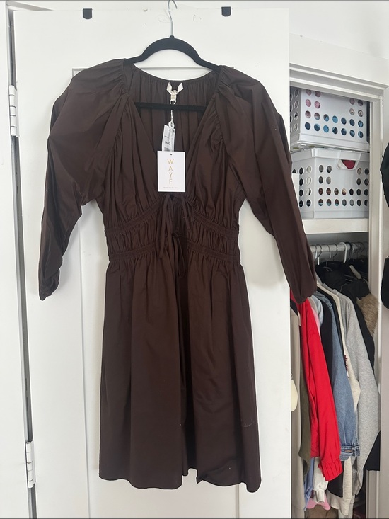 Wayf Dresses & Skirts - Wayf Brown V-Neck Smocked Waist Midi Dress